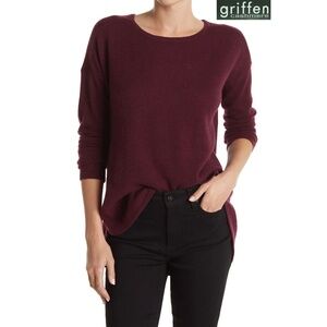 GRIFFEN WOMEN NWT 100% CASHMERE PLEAT BACK LONG SLEEVE PLUM SWEATER. SIZE M